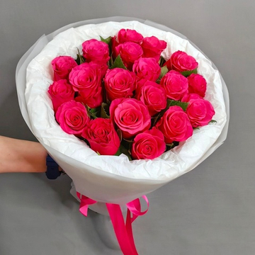 Букет из 19 роз (Кения 40 см)