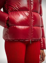 Утеплённая куртка Abbadia Short из лакового нейлона с пухом от Moncler