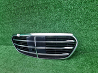 Решетка радиатора Mercedes S W223 (2020-н.в.)