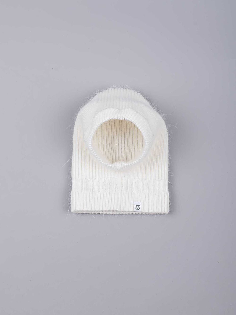 Шлем вязаный из ангоры "Молоко" 0+