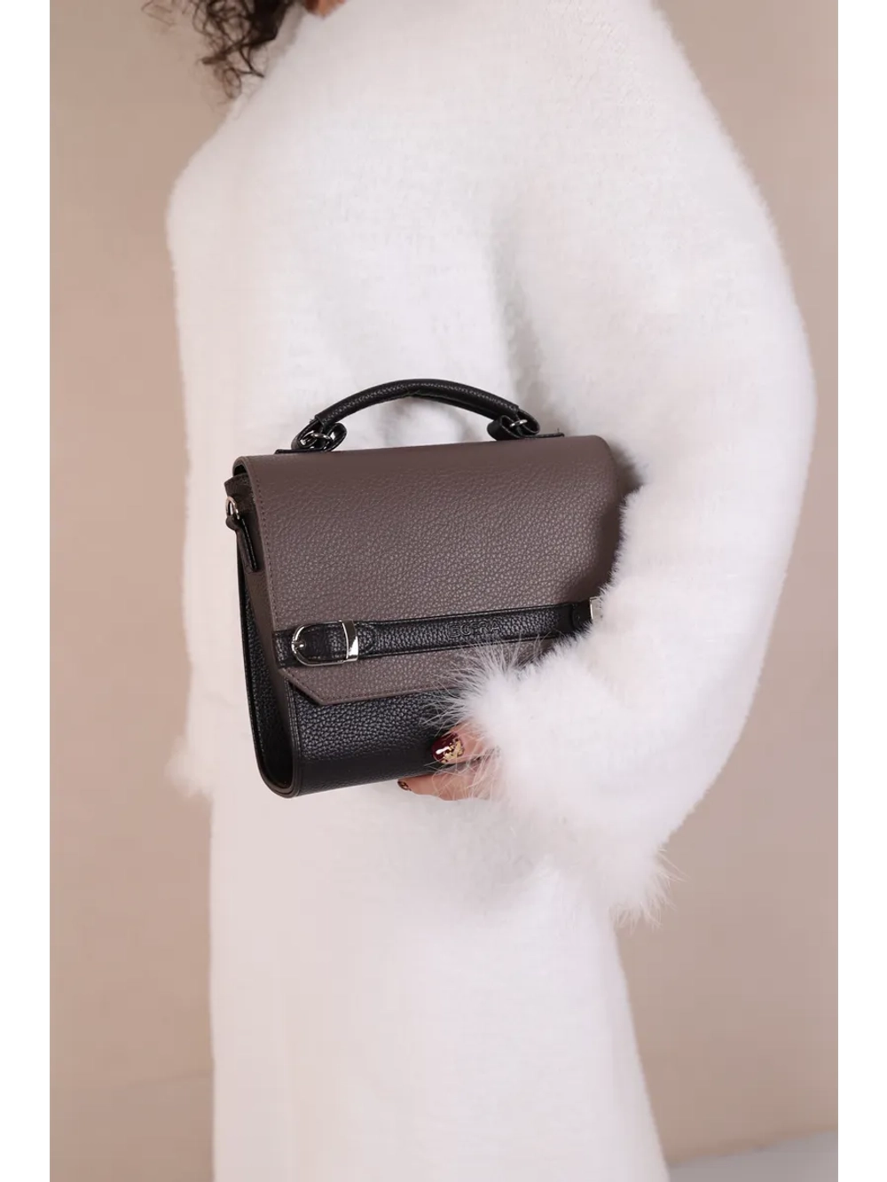 Сумка маленькая через плечо кросс-боди сэтчел