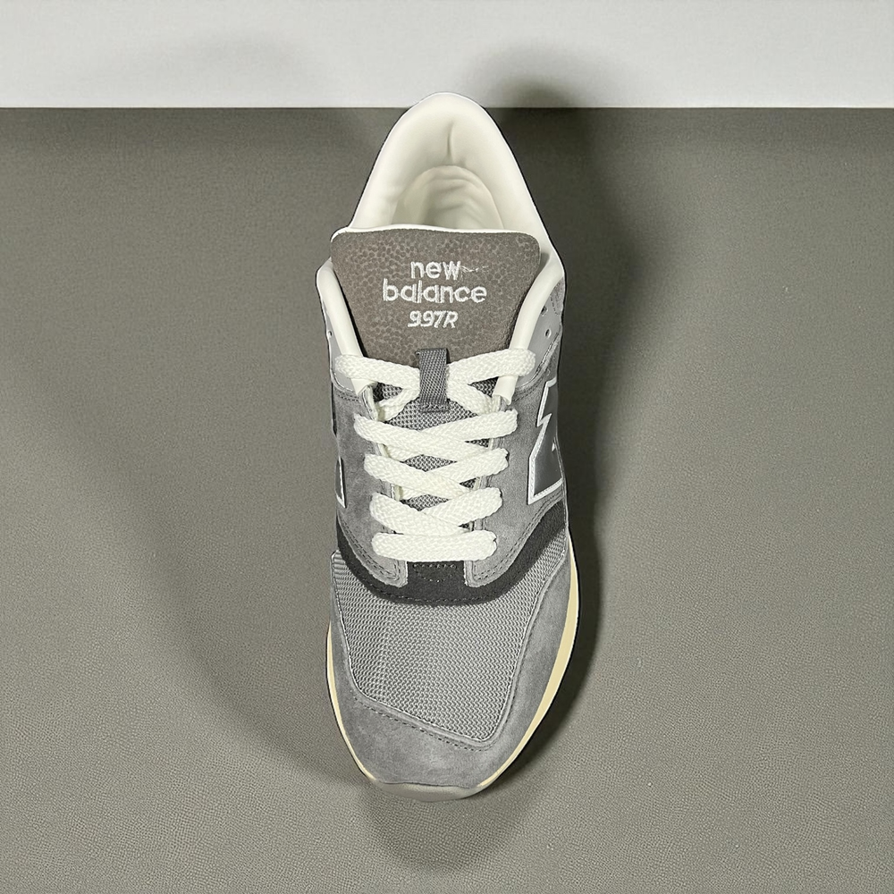 New Balance 997R • Gray
