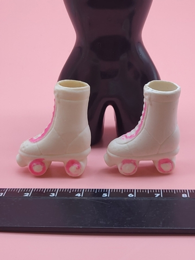 Обувь для куклы Барби винтаж ролики 0699