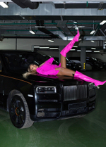 Женские фуксия ботфорты с жемчужным каблуком