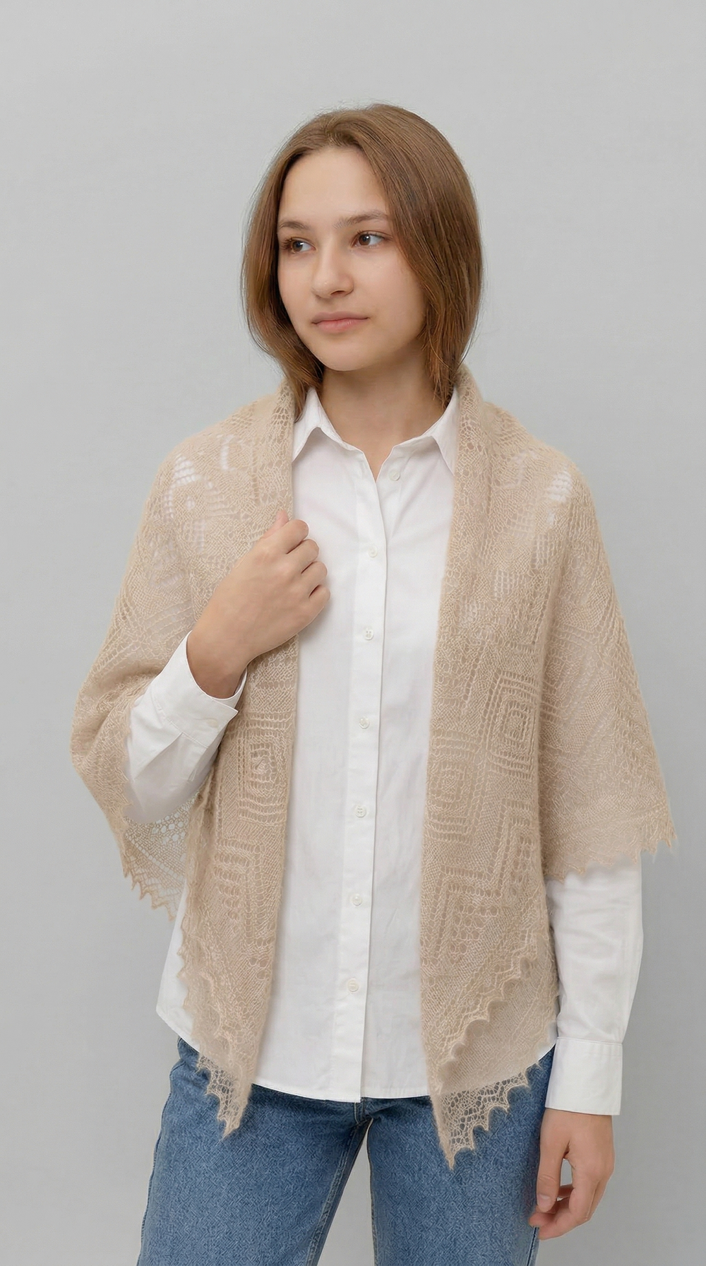 Оренбургский пуховый платок-паутинка А120-31 светло-бежевый