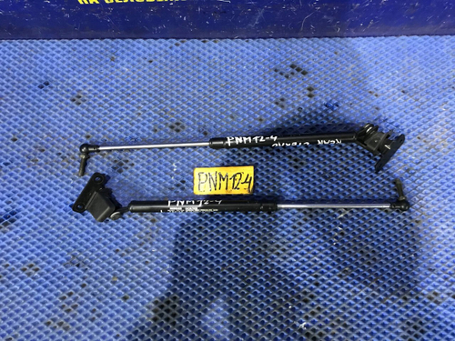 Амортизатор задней двери левый NISSAN LIBERTY 1998