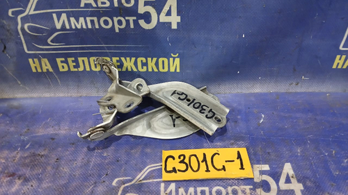 Петля капота левая DAIHATSU PYZAR 1997