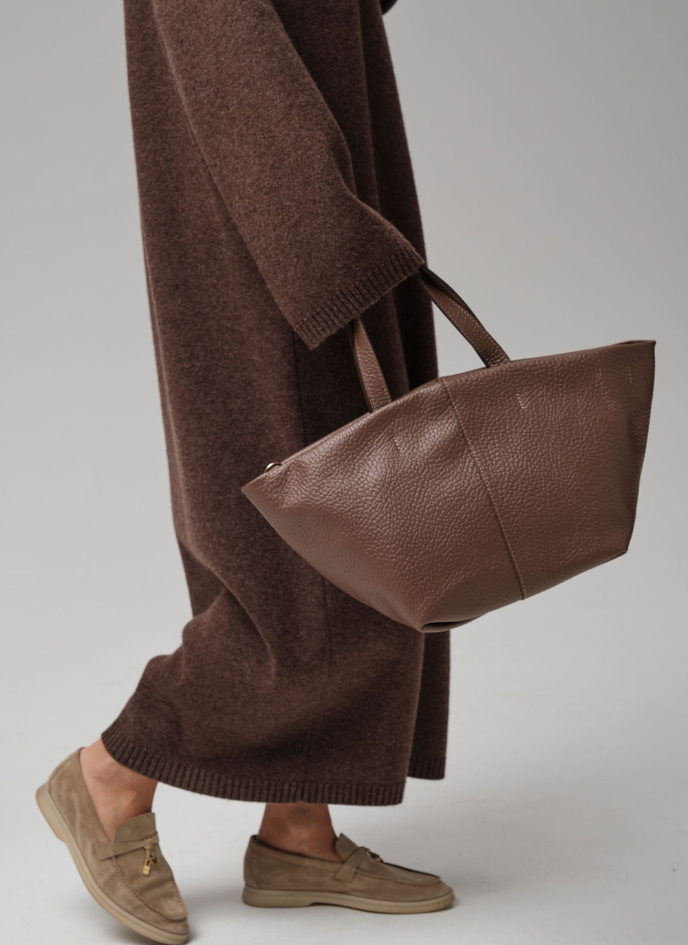 Кожаная сумка Azaro 31355 коричневый какао