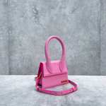 Jacquemus Le Chiquito Moyen 18 cm