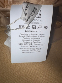 Пальто Moschino Jeans