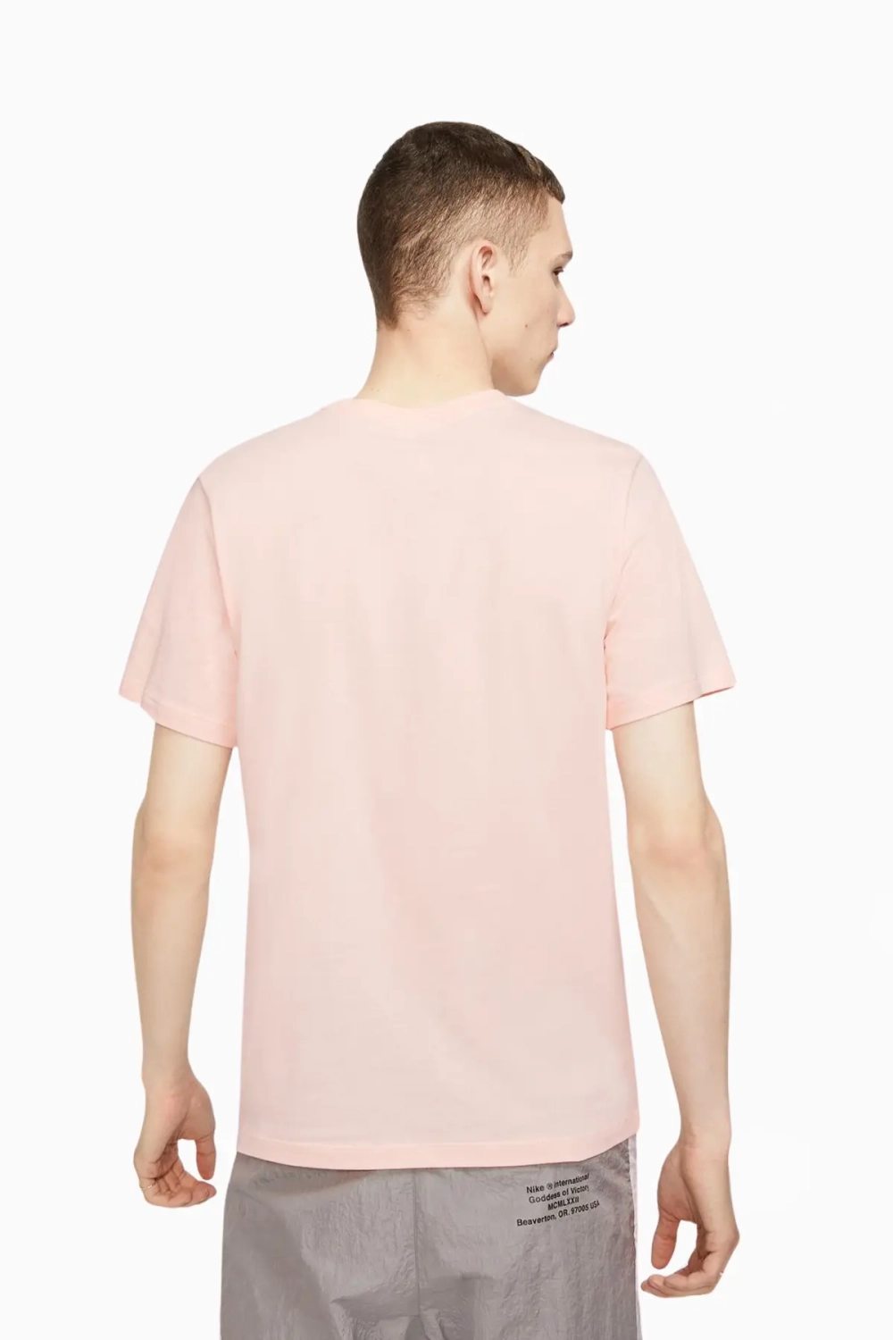 Футболка Nike Sportswear Club - розовый