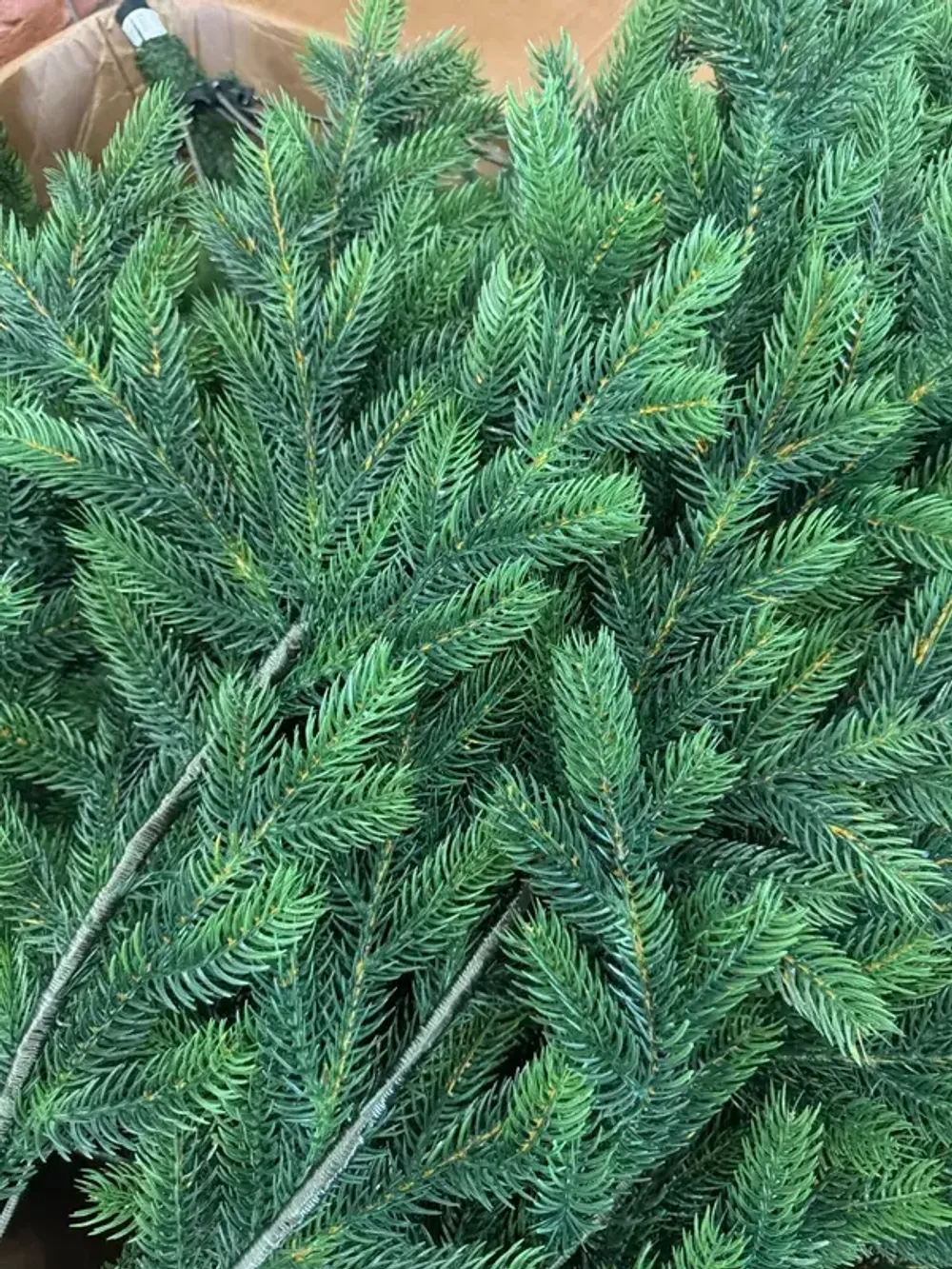 Елка с гирляндой 2в1 «Торжественная» (Литая хвоя) 240 см / 2,4 м