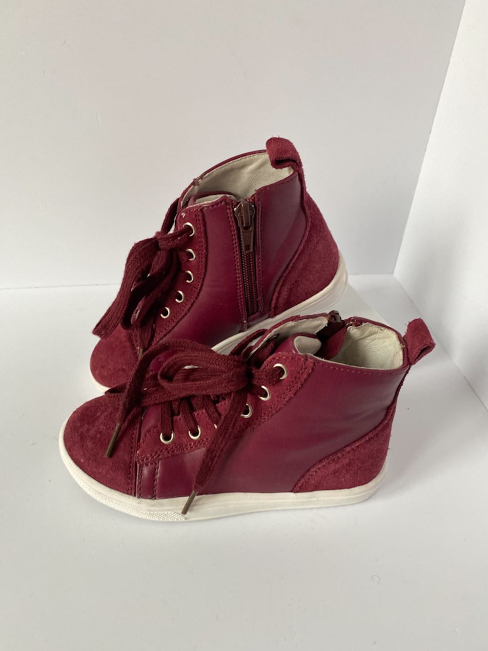 Новые кожаные кеды Gulliver, 25,5