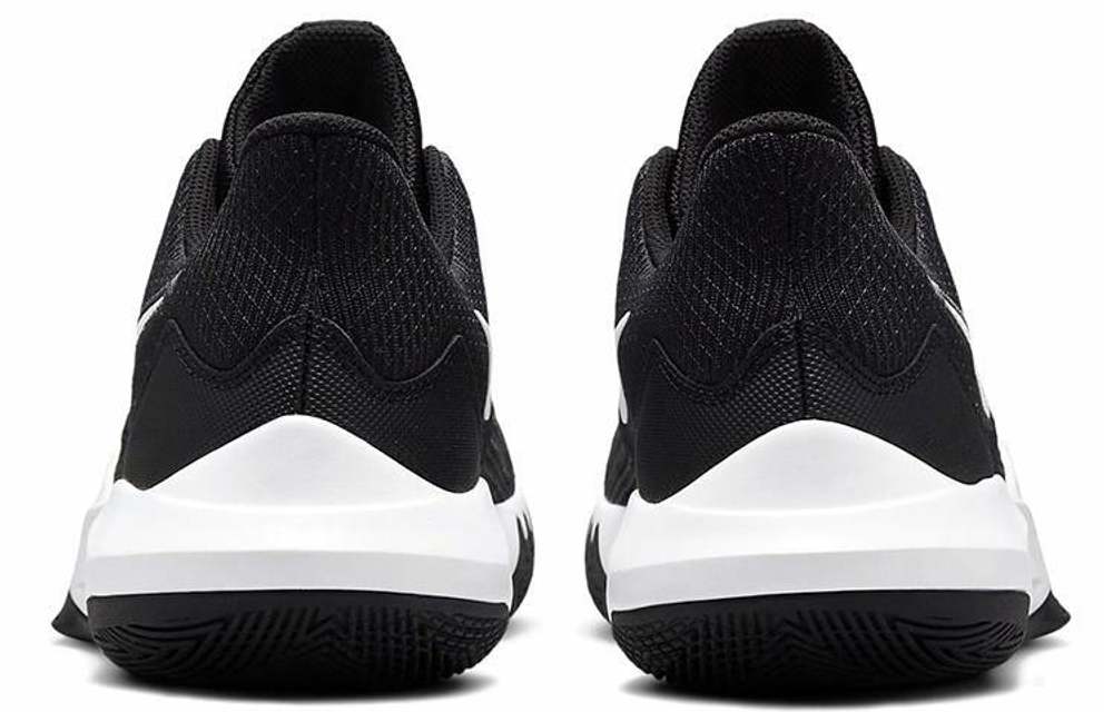 Кроссовки Nike Precision 5