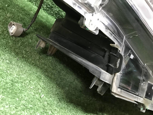 Фара правая Toyota LC Prado 150 (2017-н.в.) LED