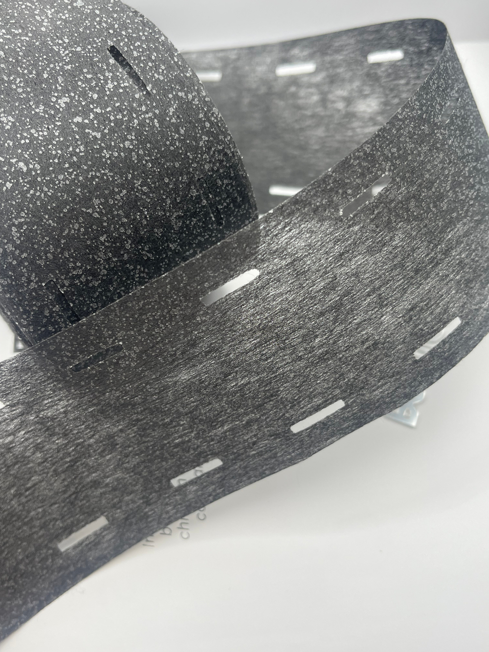 Клеевая корсажная лента черная