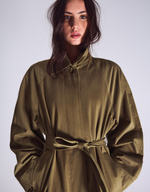 ДЛИННЫЙ ТРЕНЧКОТ - BERSHKA
