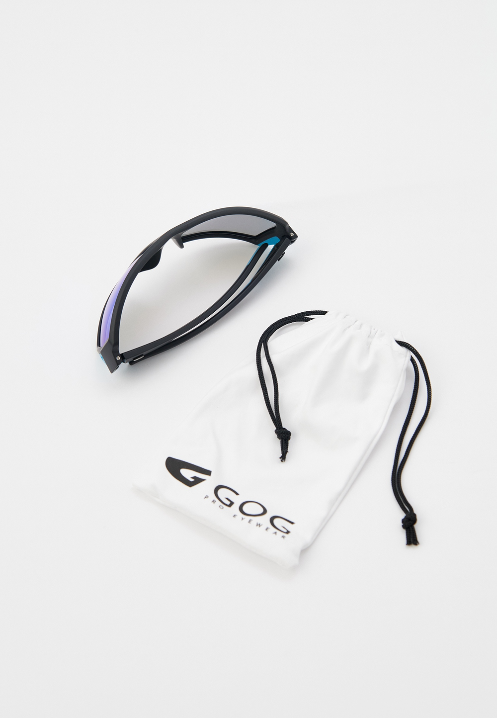 Спортивные очки GOG Mistral / Matt Black-Blue / Polarized White-Blue Lens