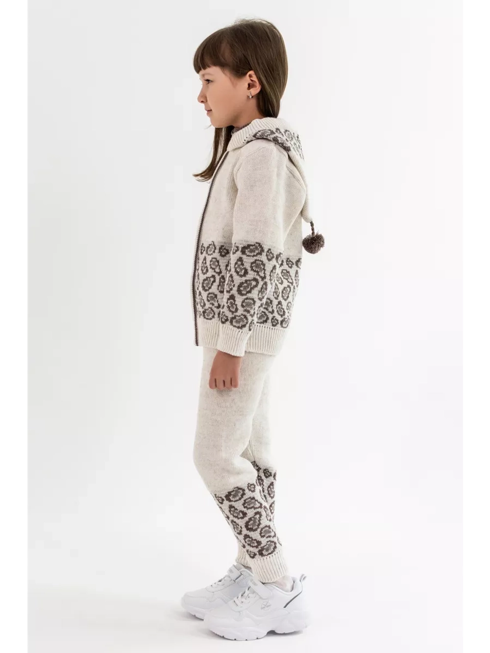 Кофта вязаная с капюшоном