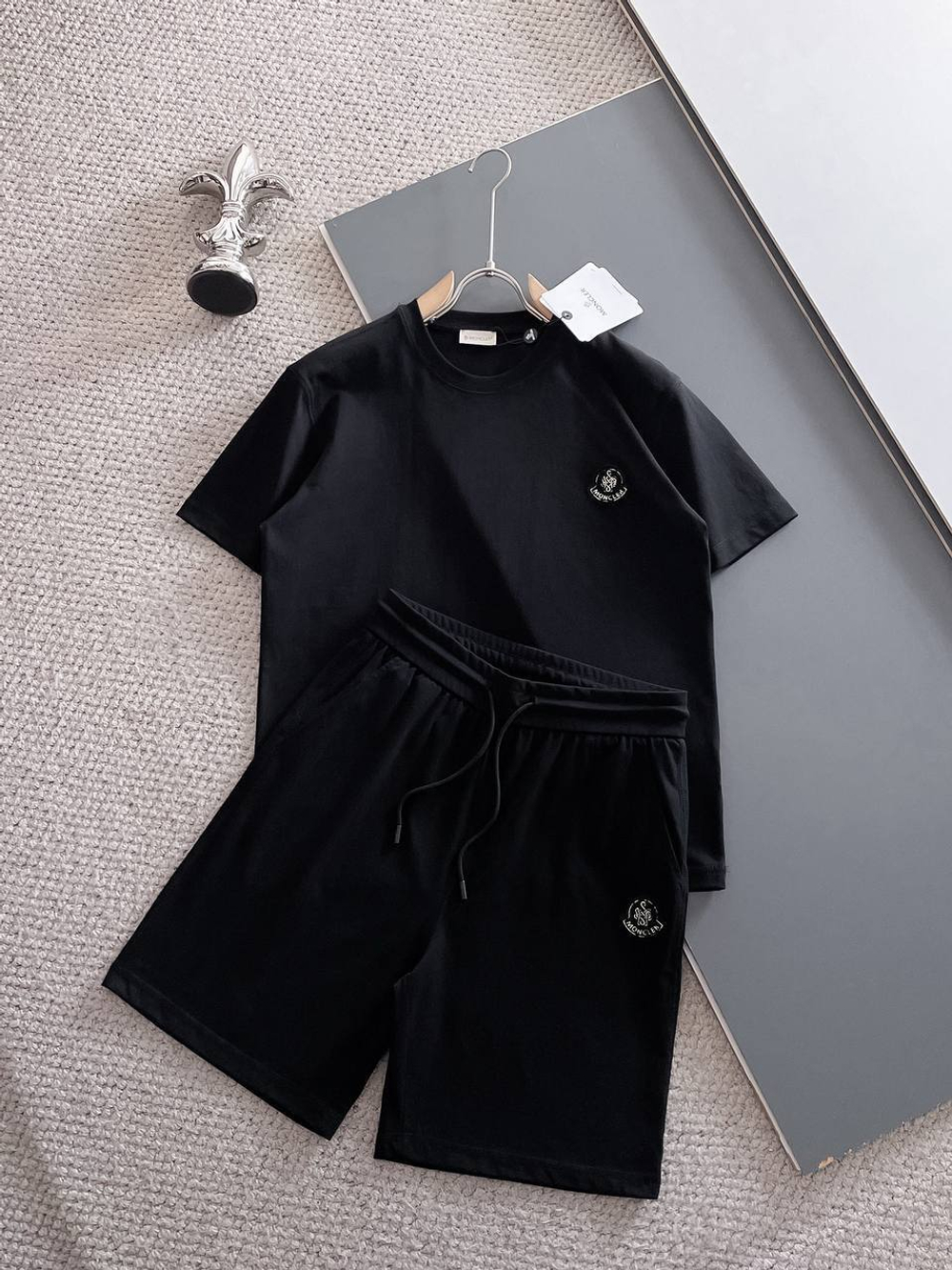 Костюм Moncler