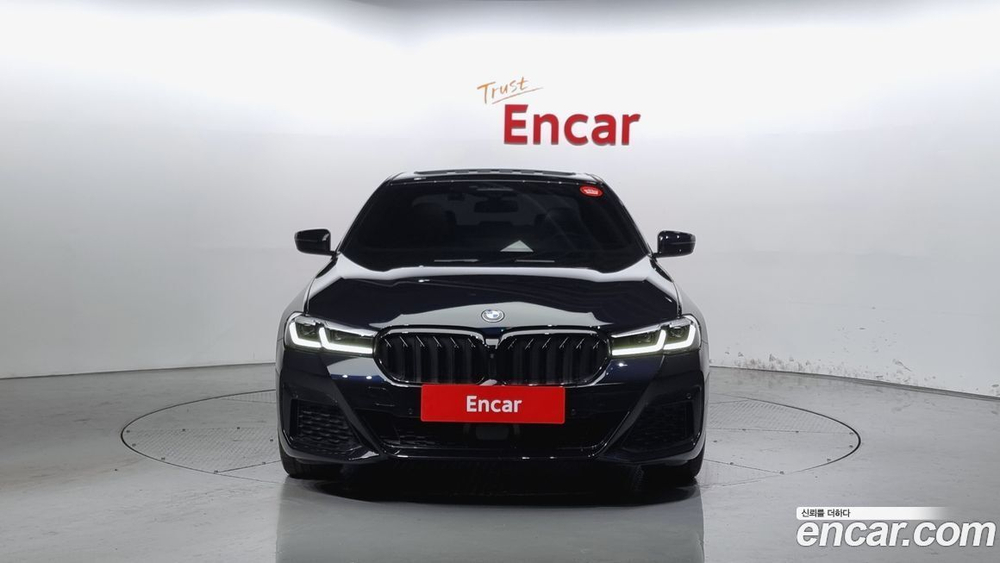 BMW 5 Series (G30) 530i M Sports (07.2021)