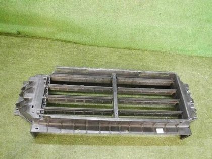 Воздуховод радиатора Genesis GV80 (2020-н.в.)