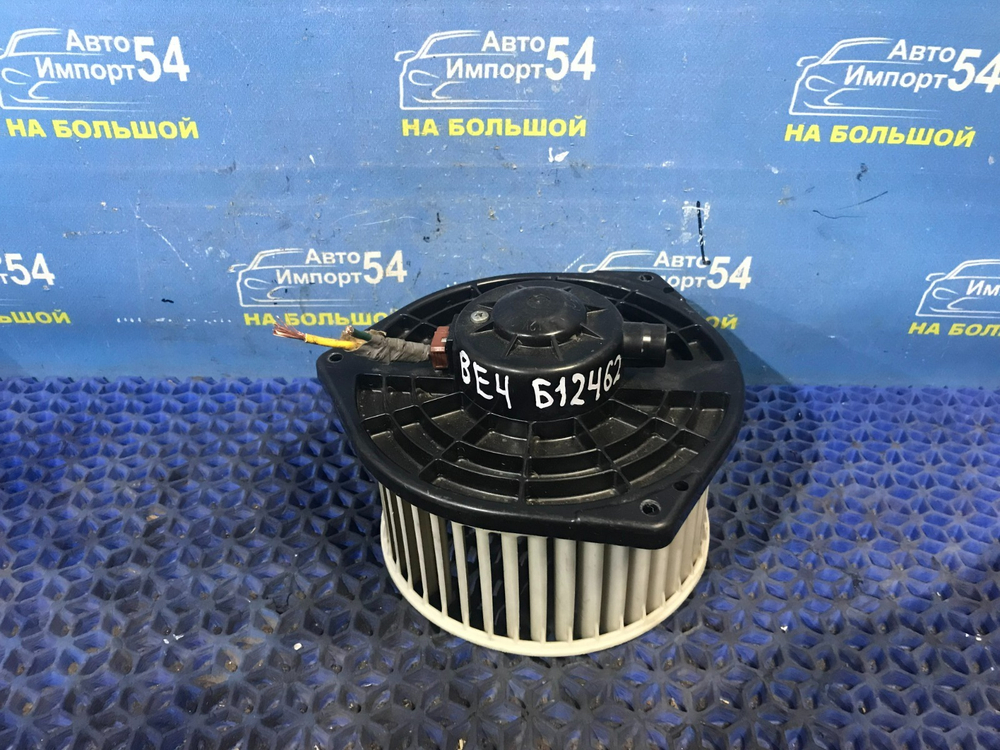 Моторчик печки Honda EDIX 2004-2009