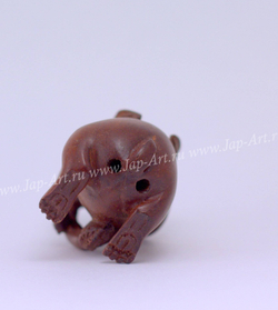 Нэцкэ Кролик с трубкой