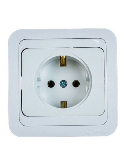 Розетка с заземлением белая Makel Mimoza 12028
