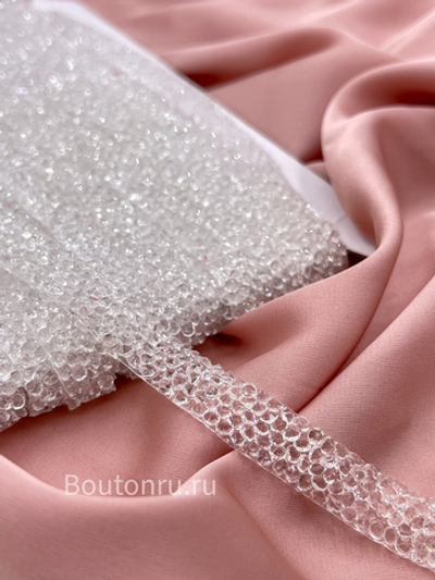 Тесьма термоклеевая белая