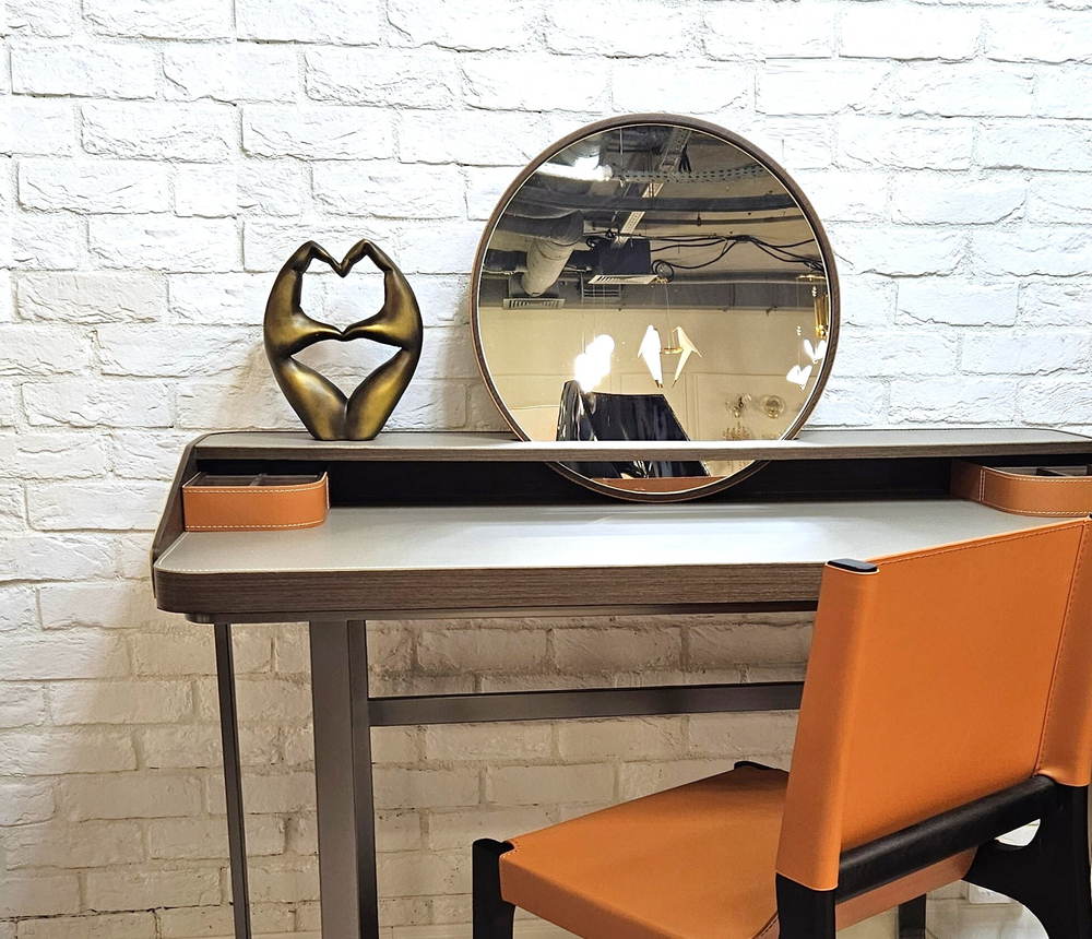 Статуэтка Love hands ornament