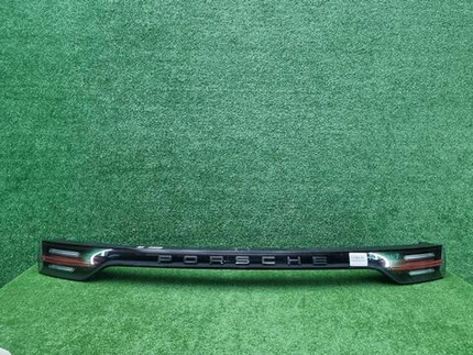 Фонарь крышки багажника Porsche Cayenne 3 (17-23)