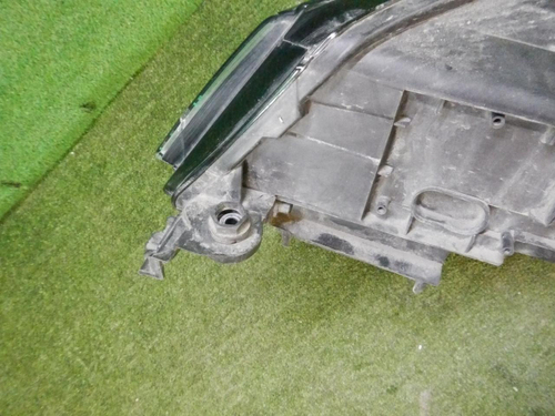 Битая Фара правая Skoda Kodiaq (2016-2022) LED