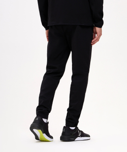 Брюки ESSENTIAL Athlete Pants, черный