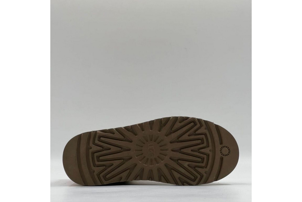 UGG Neumel Platform Zip Chestnut