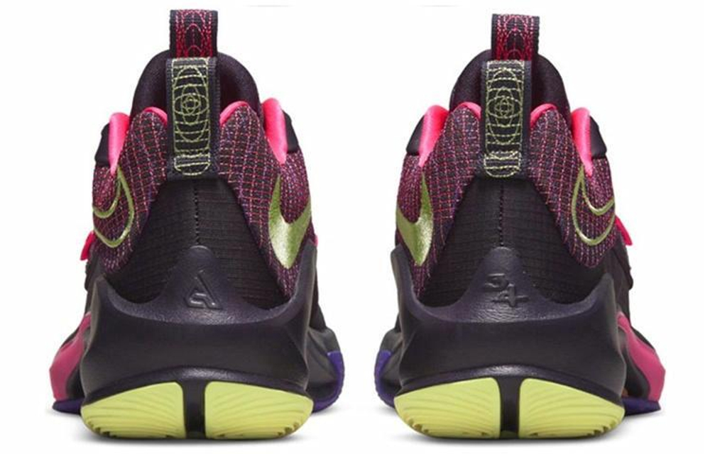 Кроссовки Nike Freak 3 Ep "Stay Freaky"