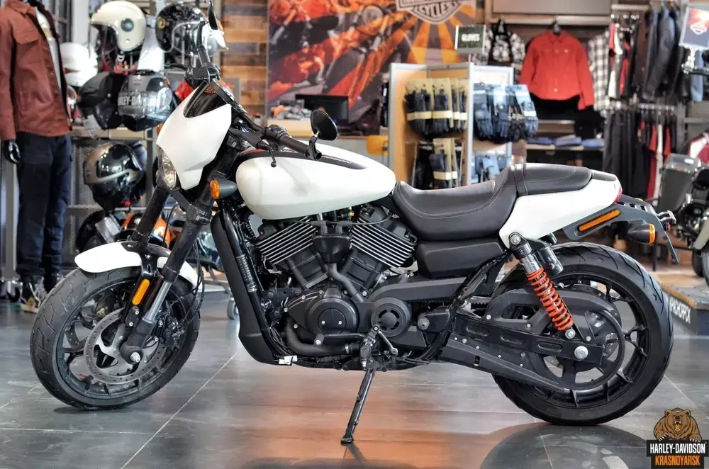 Harley-Davidson Street Rod, 2018
