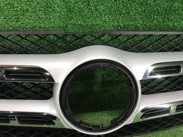 Решетка радиатора Mercedes GLS x167 (2019-2023)