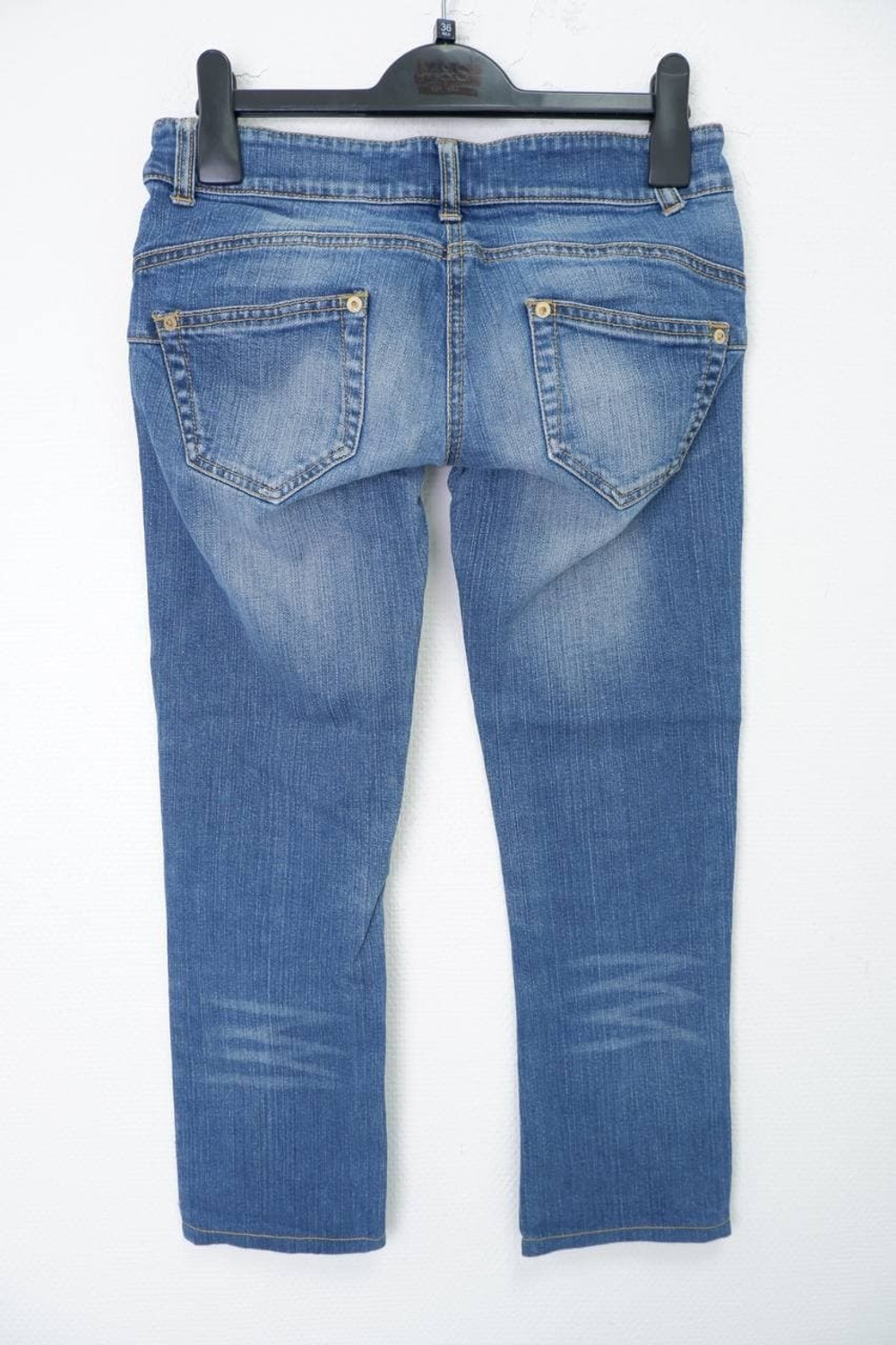 Джинсы с потертостями 46 размер