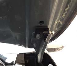 Упор (амортизатор) капота для Mitsubishi Pajero Sport 3 / L 200(2015-2019) Autoinnovation.02-11