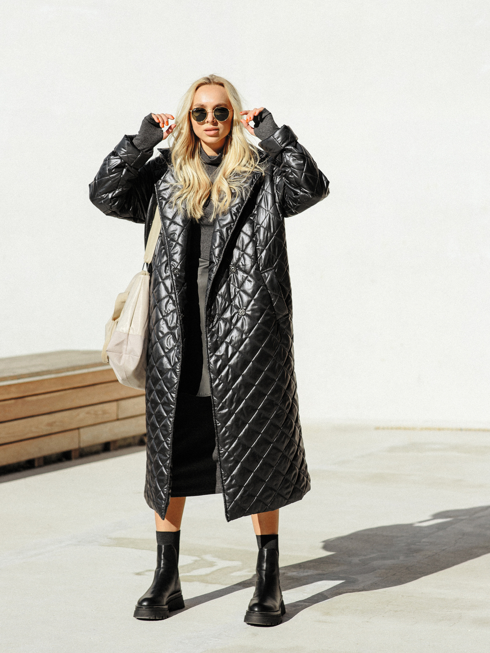 Стеганое пальто женское на утеплителе Alpolux