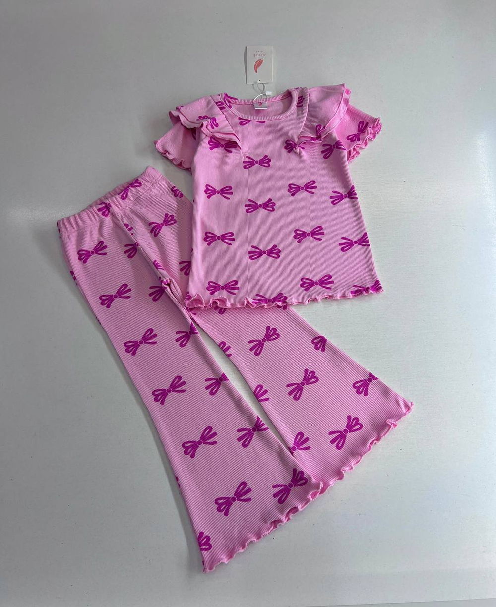 Бордовые бантики - двойка для девочек 2 600 тг./шт. (оптом - цена за 5 размеров)