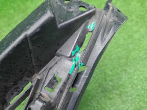 Накладка бампера правая Audi Q7 2 (2015-2019)