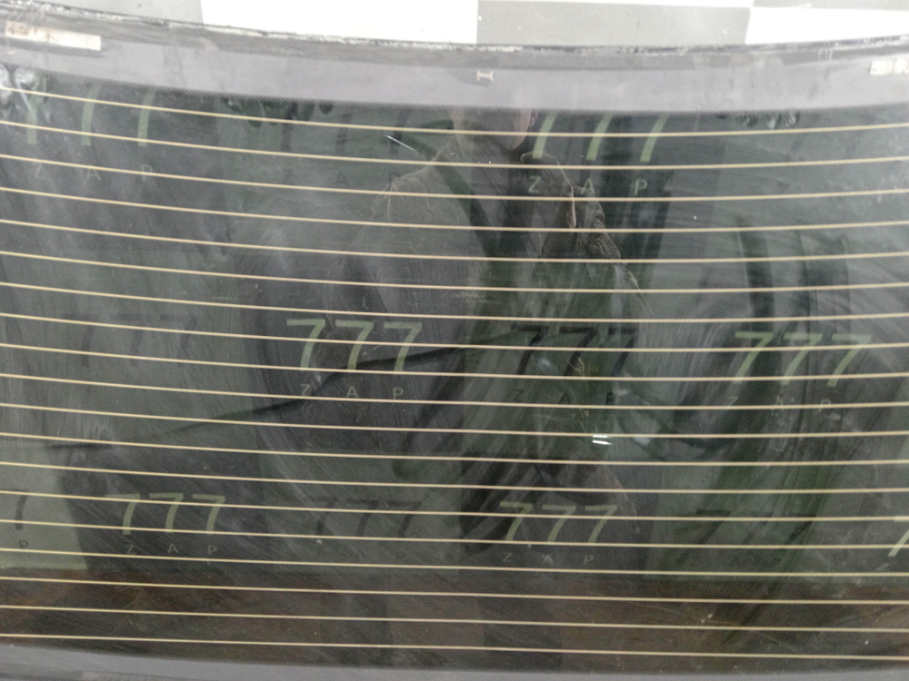 Стекло заднее Omoda S5 22-нв Б/У Оригинал 555000756AA