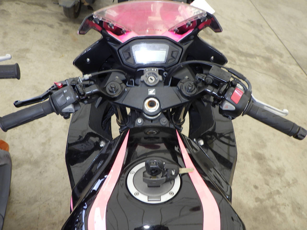 Honda CBR400R 2017