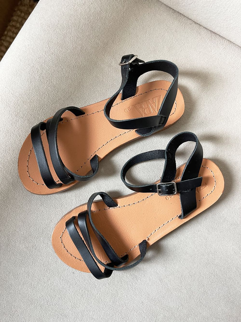 Босоножки Zara