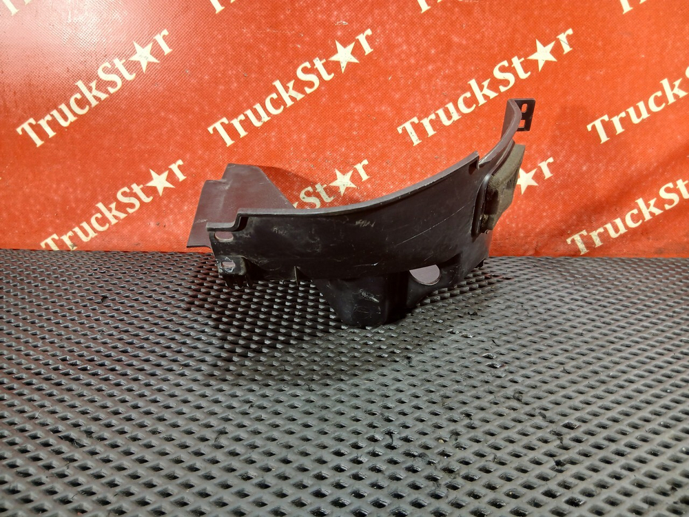 Накладка торпедо левая