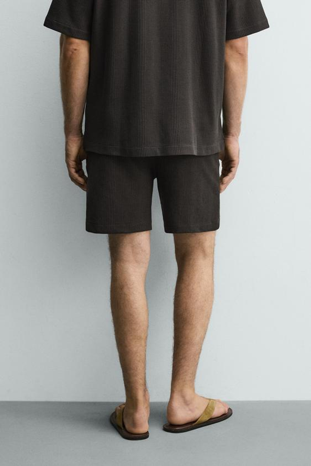 ZARA ШОРТЫ RELAXED FIT ИЗ РЕЛЬЕФНОЙ ТКАНИ, УГОЛЬНЫЙ