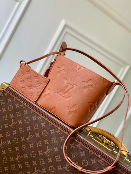 Louis Vuitton All in BB
