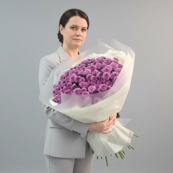 Монобукет для флориста с хризантемой сантини.